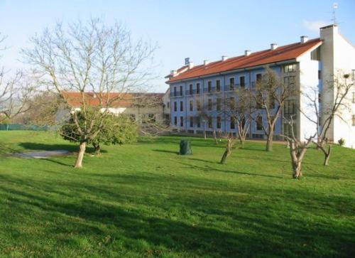 Hotel Cristina Noreña Esterno foto