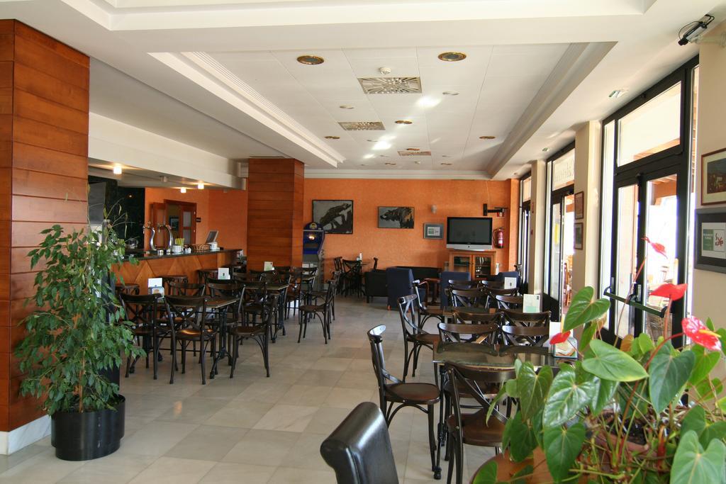 Hotel Cristina Noreña Esterno foto