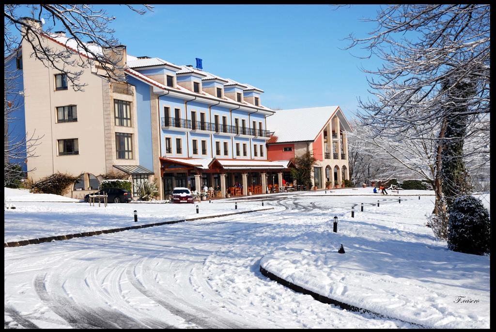 Hotel Cristina Noreña Esterno foto