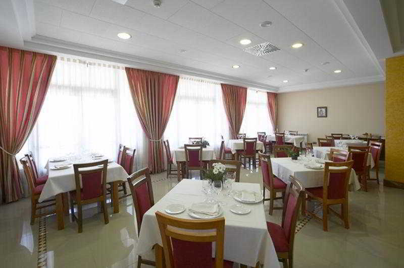 Hotel Cristina Noreña Esterno foto